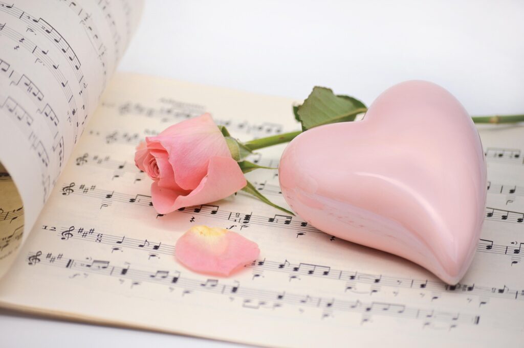grades, heart, music, sheet music, red rose, songs, concert, make music, love for music, happy mothers day, love song, teacher gradebook, to sing, notenblatt, choir, sounds, birthday song, date of birth, birthday greeting, valentine's day, love, wedding song, pink